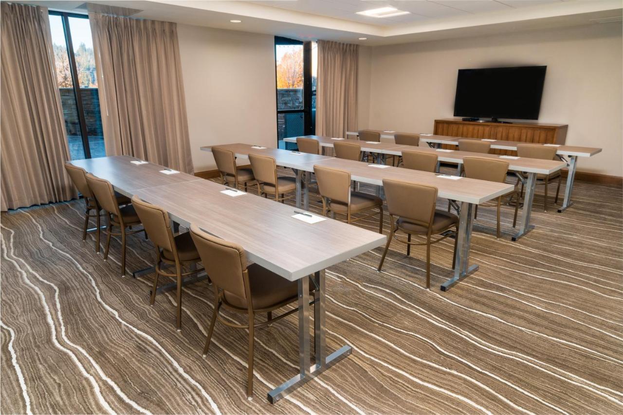 Staybridge Suites Coeur D'Alene By Ihg Exterior foto